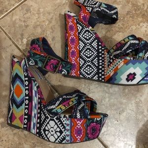 Steve Madden Aztec Wedges